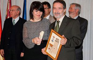 José Navarro, recogiendo el premio en representación de AVEC-Gremio